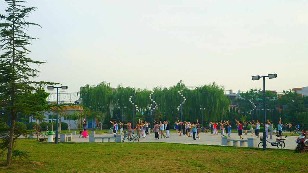 002.jpg