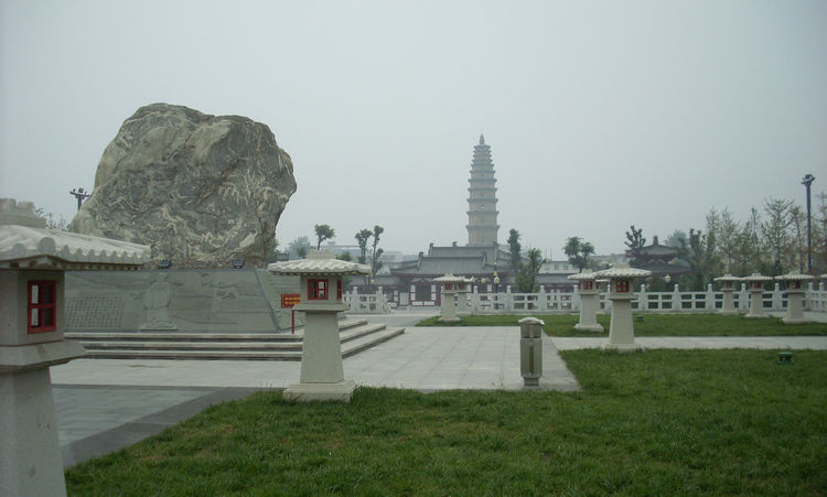 SL382226_1.jpg