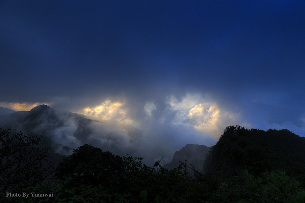 _08W3743_1_2_4_5_tonemapped.jpg